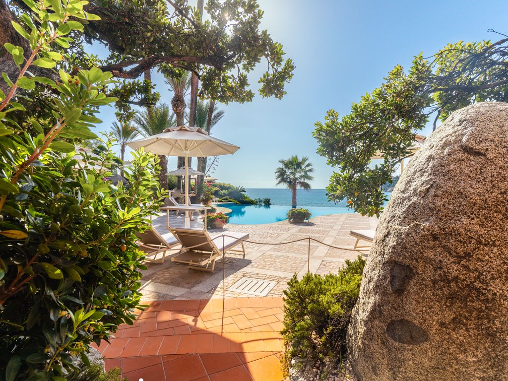 Italie Zuid Italie Sardinie Arbatax Hotel La Bitta coMFORT_VISTA_PISCINA_05