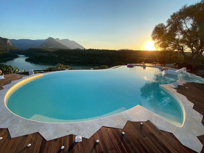 Italie Zuid Italie Sardinie Dorgali Hotel Villa Cedrino piscina villa cedrino