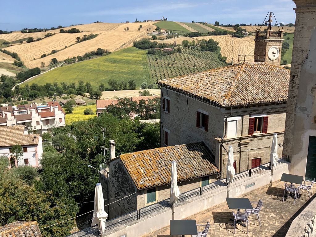 Italie Le Marche Monterado Castello