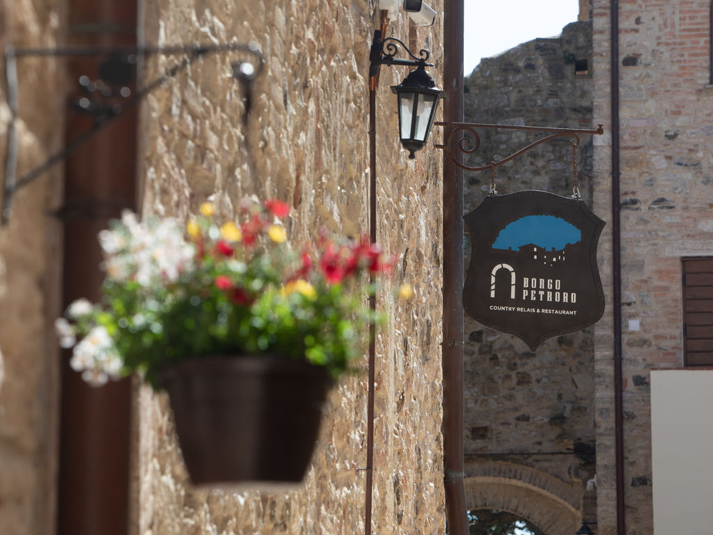 Italie Midden Italie Umbrie Todi Borgo Petroro Borgo Petroro