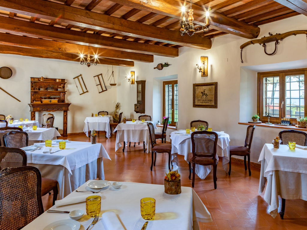 Italie Midden Italie Umbrie Todi Borgo Petroro Restaurant Locanda Petreja