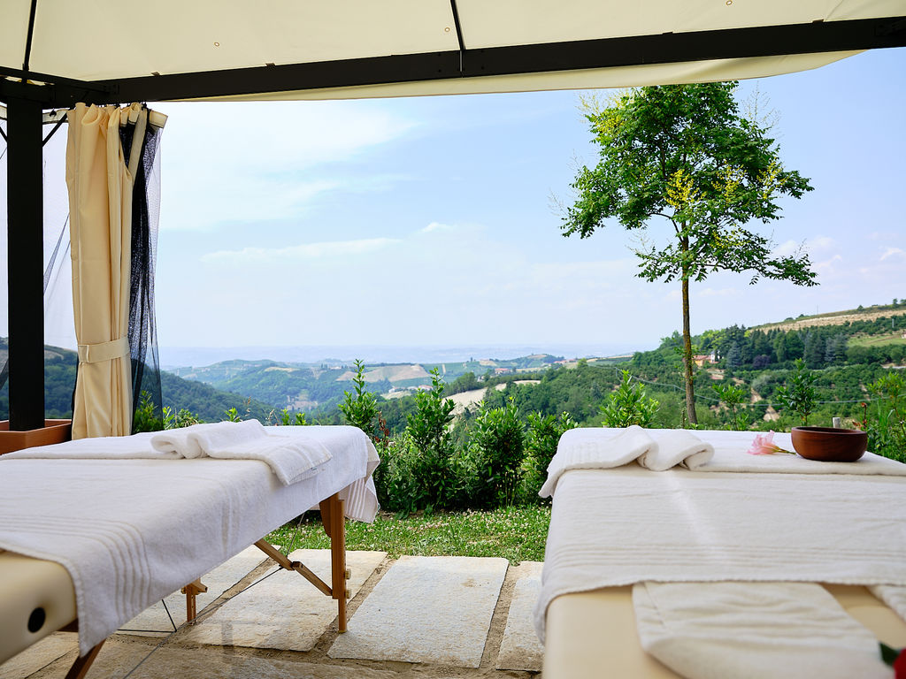 Italie Noord Italie Piemonte Benevello Relais Villa dAmelia panoramic massage