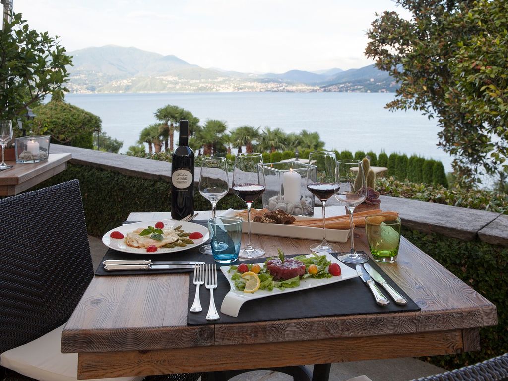 Italie Noord Italie Piemonte Oggebbio Relais Vllla Margherita Tavolo ristorante con