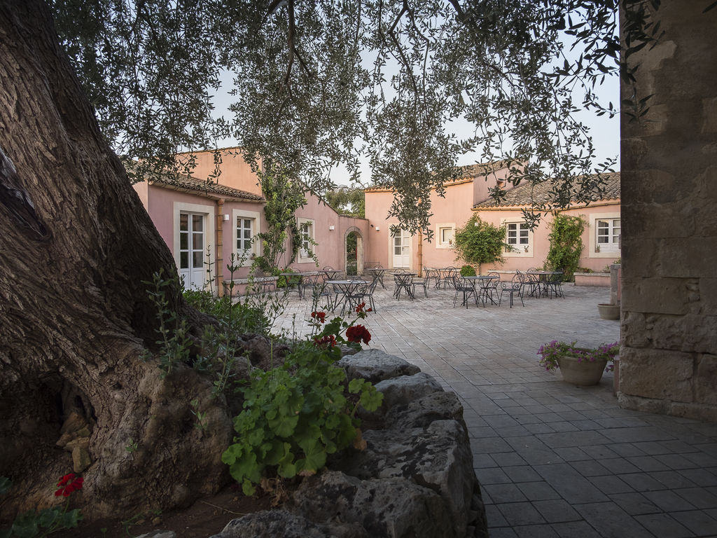 Italie Zuid Italie Sicilie San Corrado di Fuori Masseria Degli Ulivi 12072017