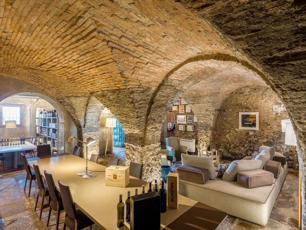 Italie_Midden_Italie_Toscane_Massa_Carrara_Relais_Montepepe_Winery__Spa