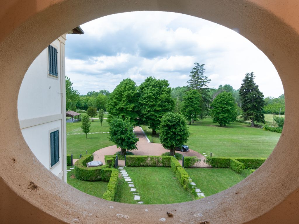 Italie_Noord_Italie_Piemonte_Castelletto_dOrba_Villa_Raggi_Raggi_ph merlofotografia_2005