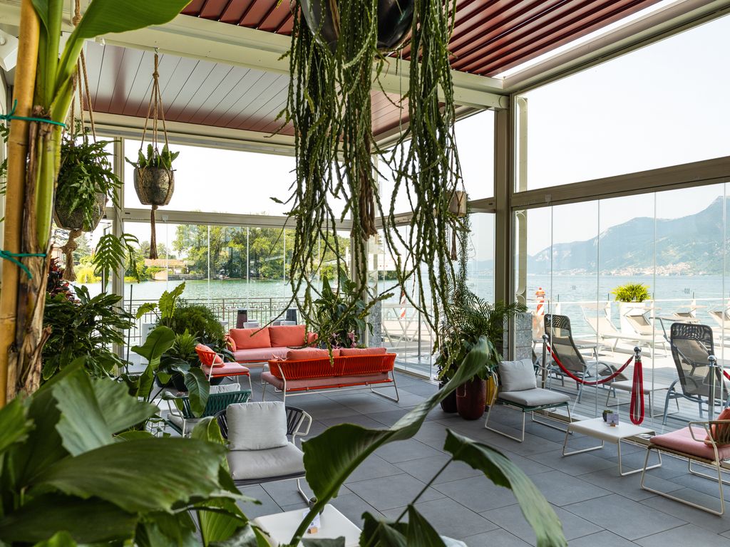 Noord Italie Lombardije Iseo Araba Fenice Hotel P1036330 HDR.jNoord Italie Lombardije Iseo Araba Fenice Hotel
